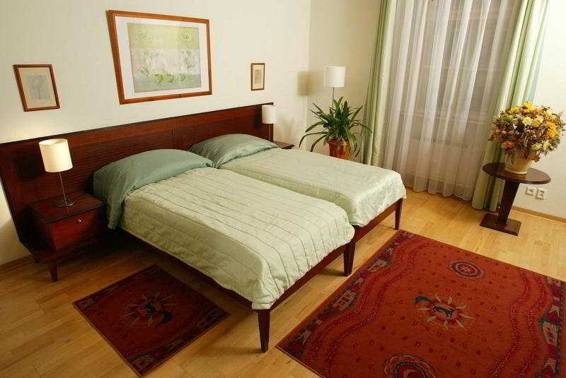 Cerna Liska Hotel Prague Ngoại thất bức ảnh